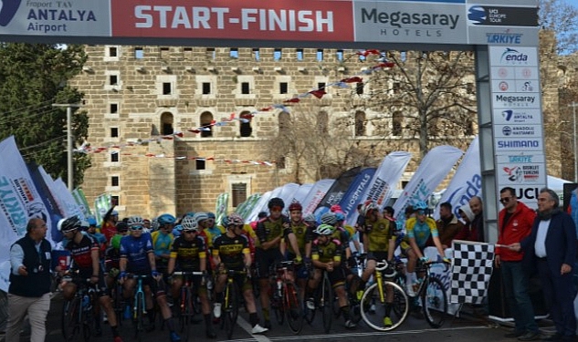 Dünyanın en büyük bisiklet yarışı serisi Antalya'da başladı