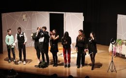 Kınıklı Gençler 2023 Yılı Gençler Arası Tiyatro Yarışması'nda Sahne Aldı