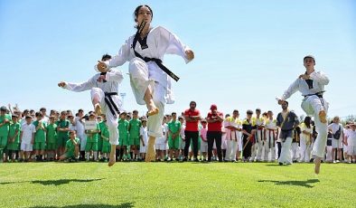 Sivas Belediyespor bünyesinde her yıl geleneksel olarak düzenlenen yaz spor okulu bu sene de kapılarını açtı